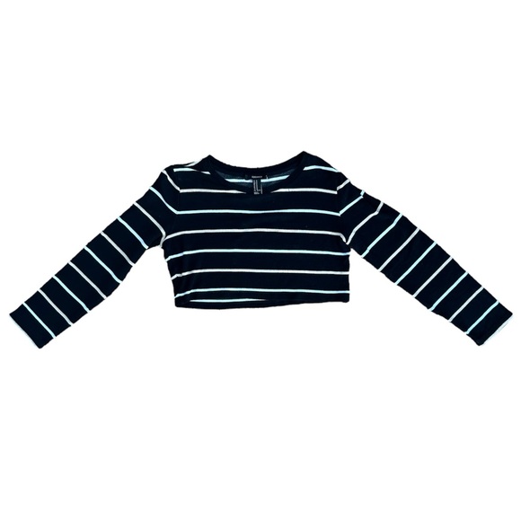 Forever 21 Tops - Forever 21 Women’s Black Long Sleeved Cropped Top with White and Beige Stripes